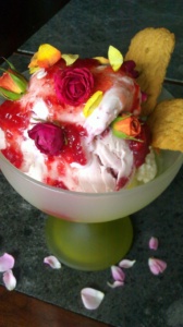 Ice Cream with Roses Ice Cream with Roses