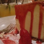 Cheese Cake with Strawberry Sauce Cheese Cake with Strawberry Sauce