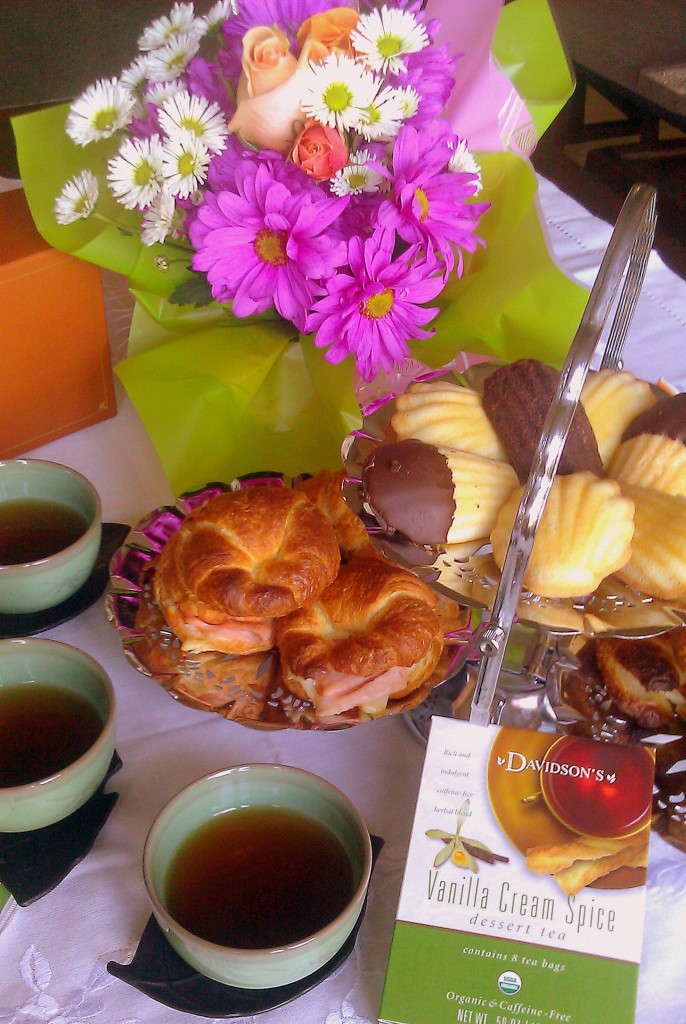 Tea Party with Donsuemor Madeleines