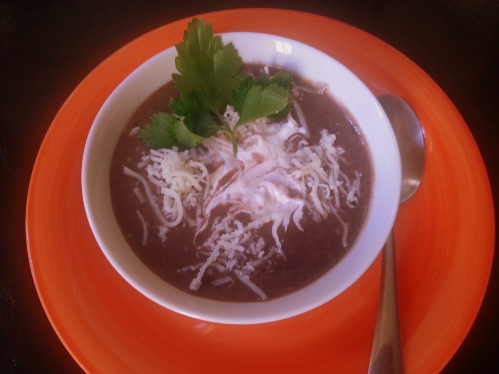 Crema de Frijoles Negros