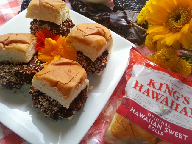 Chicken Mole Sliders my entry for KING’S HAWAIIAN® Go PupuleTM Recipe Sweepstakes