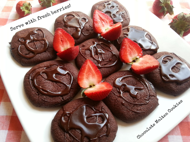 Serve the chocolate molten cookies with fresh berries #PillsburyMelts #ad #PlatefullCoOp