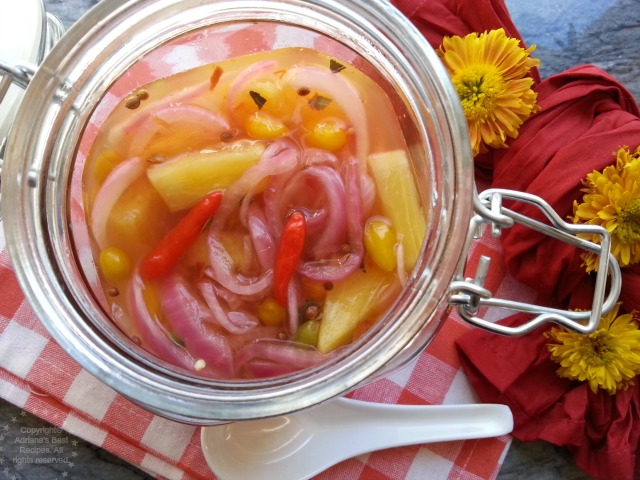 This Spicy Pickled Pineapple recipe is great gourmet gift #SousVideSupreme #ABRecipes