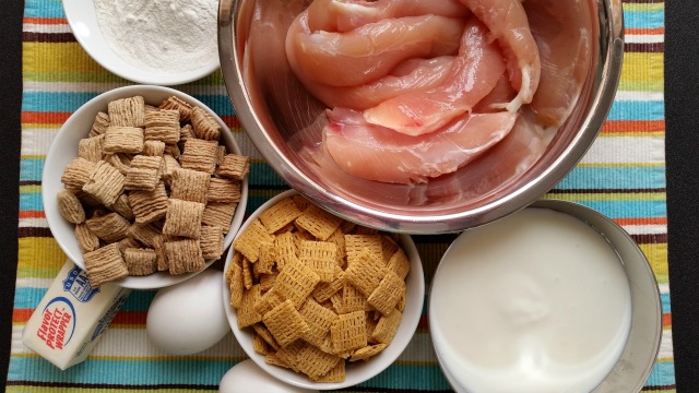 Ingredients for cooking the Chicken and Waffles #QuakerUp #LoveMyCereal #spon