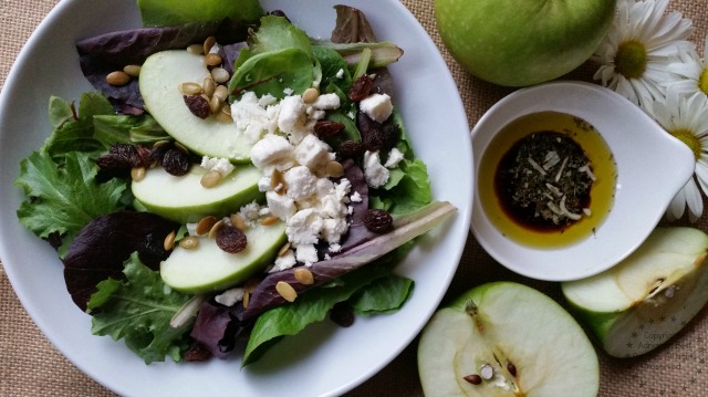 Green Apple Salad recipe with Athenos Feta Cheese to get inspired for Spring