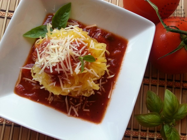 Marinara Spaghetti Squash Recipe #LentenRecipes