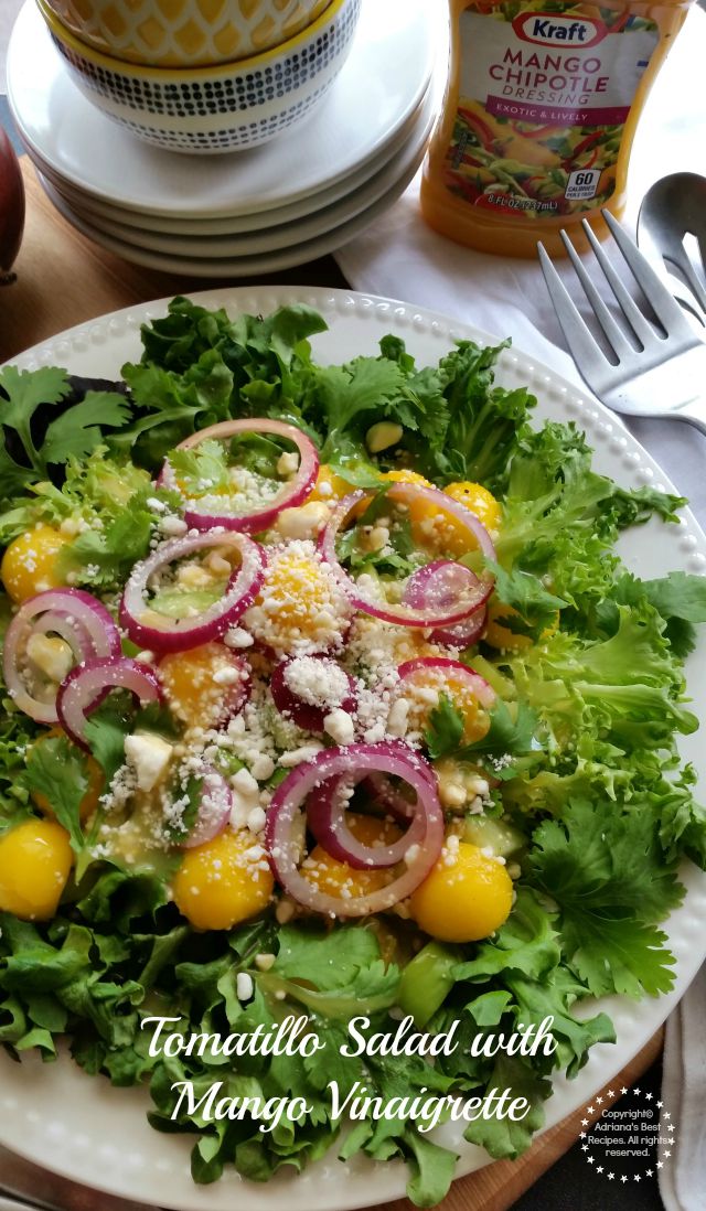 Tomatillo Salad with Mango Vinaigrette inspired in a quick salad my mom was used to make #ComidaKraft #ad