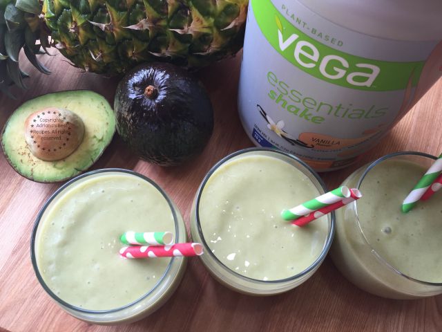 Vega Essentials aside from being delicious allows me to prepare a quick breakfast smoothie #BestLifeProject #ad 
