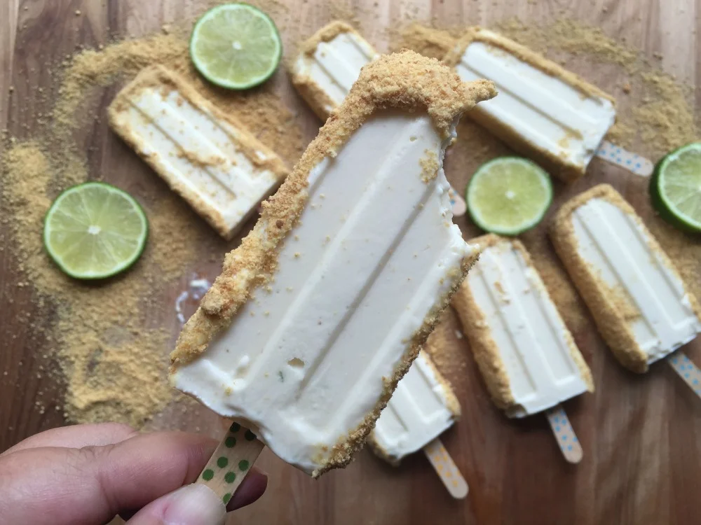 Las Paletas Heladas de Pay de Limón son el bocado perfecto Las Paletas Heladas de Pay de Limón son el bocado perfecto
