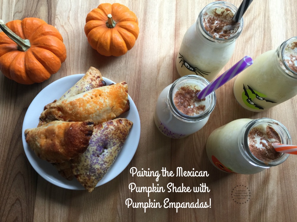 Acompañando esta malteada con empanadas de calabaza