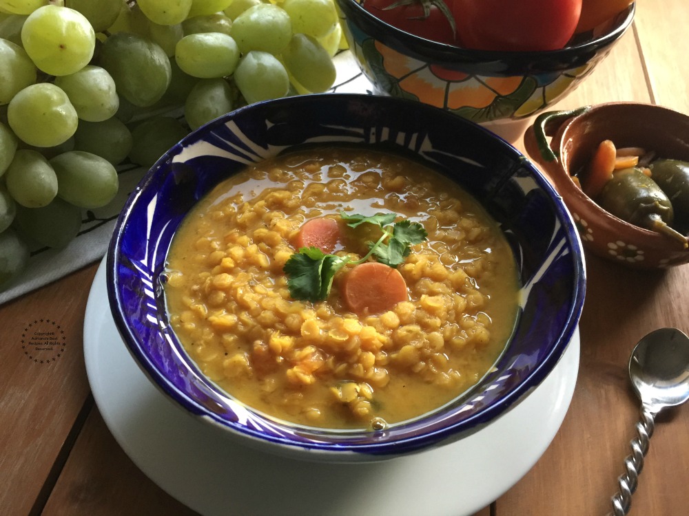 Sopa de Lentejas Rojas y Jalapeños para el Año Nuevo