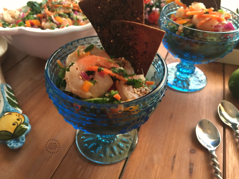 Ceviche de Camarón Estilo Thai va muy bien acompañado de vino blanco