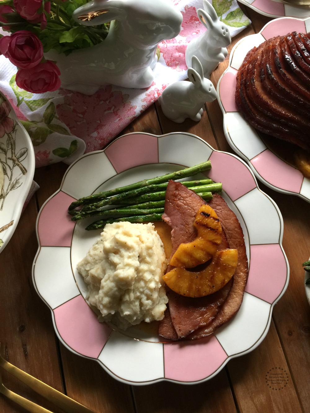 La comida de Pascua está servida