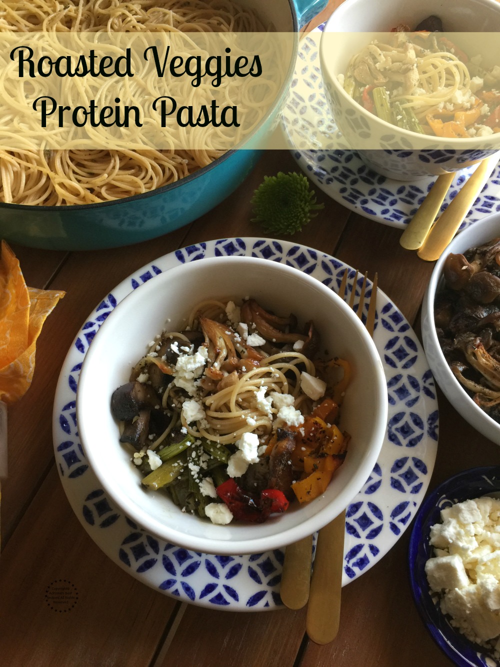 Esta receta para la pasta con verduras asadas y proteína incluye una gran variedad de champiñones frescos como bunapi, shimeji, shiitake y portabella. Además de espárragos, pimientos dulces y ajo. Así como la pasta Barilla ProteinPLUS.