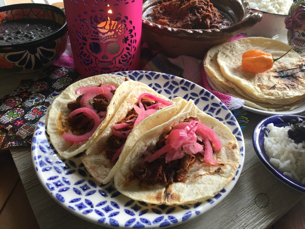 Puerco Pibil Estilo Yucatán para la Taquiza del Día de Muertos