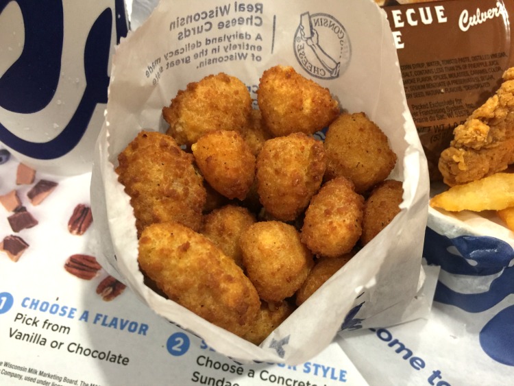 Celebrando Día Nacional del Queso Frito en Culvers