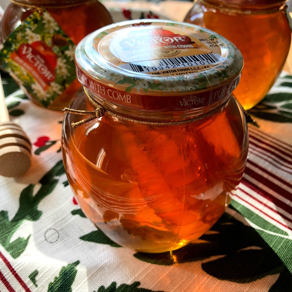 Regalar miel de abeja es un dulce obsequio