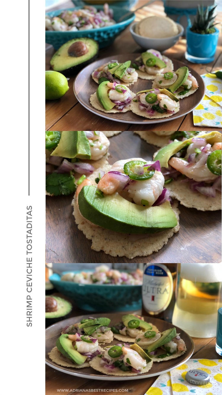 Tostaditas de Ceviche de Camarón hechas con camarones cocidos, cebolla morada, chiles serranos, cilantro, jugo de limón y especias