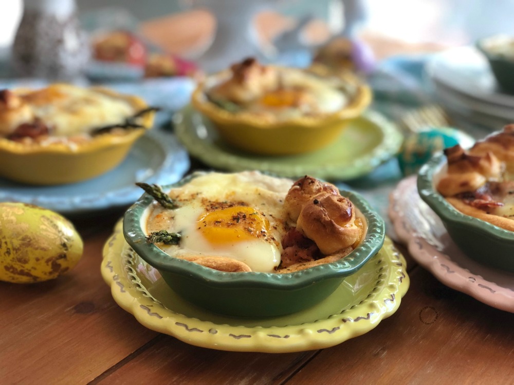 Bacon asparagus egg mini pies ready in less than 30 minutes