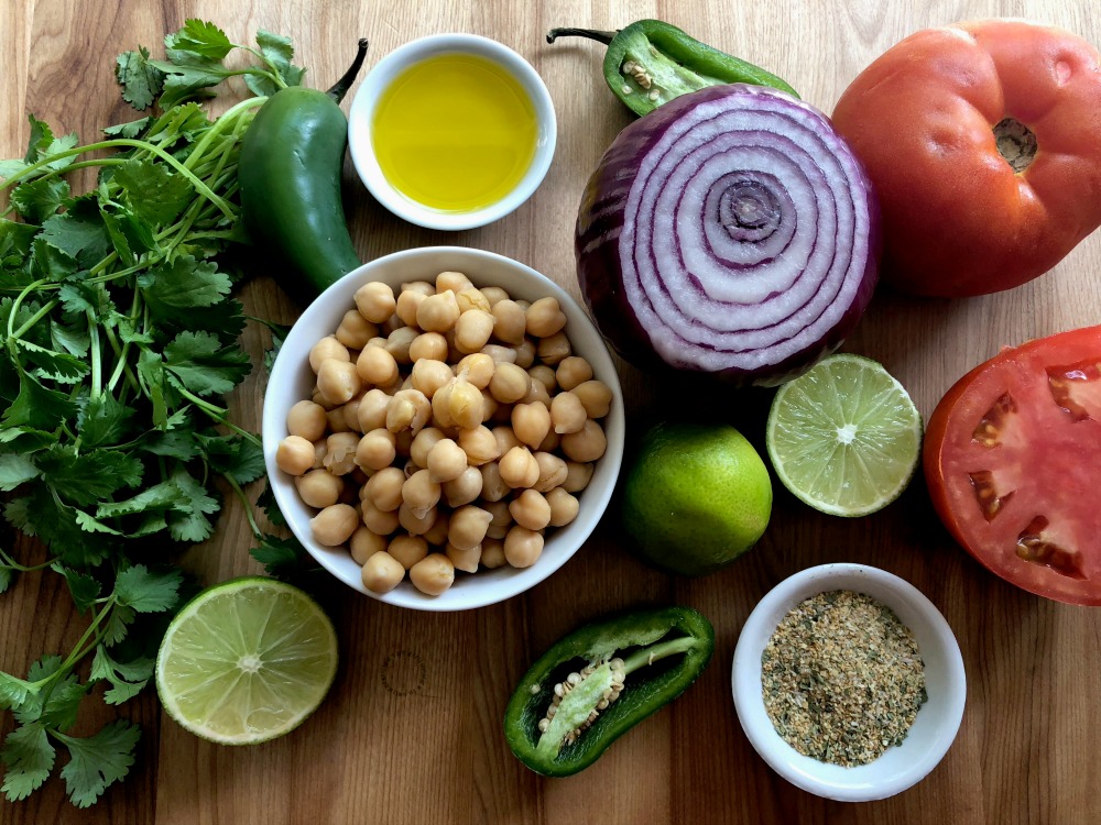 Ingredientes para la Salsa Fresca de Garbanzos