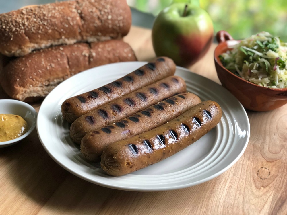 This vegetarian sausages can be grilled