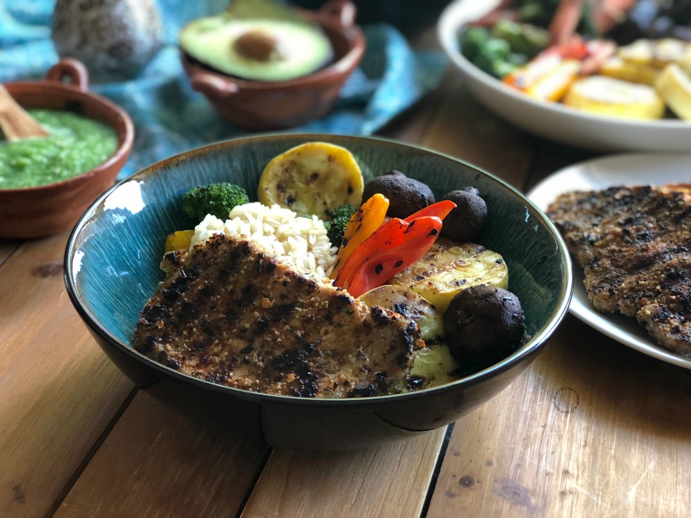 Disfruta estas chuletas de cerdo a la parrilla esta noche