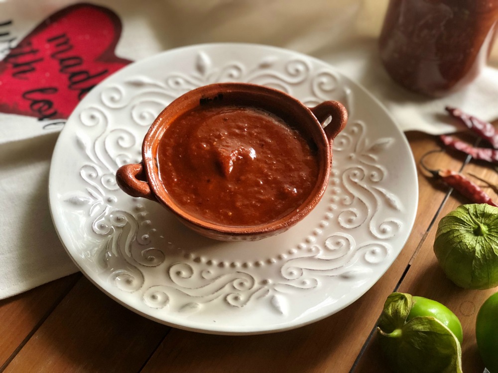 An authentic Mexican red toasted salsa made with love