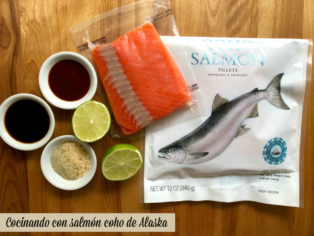 Cocinando delicioso y facil con salmon coho de Alaska