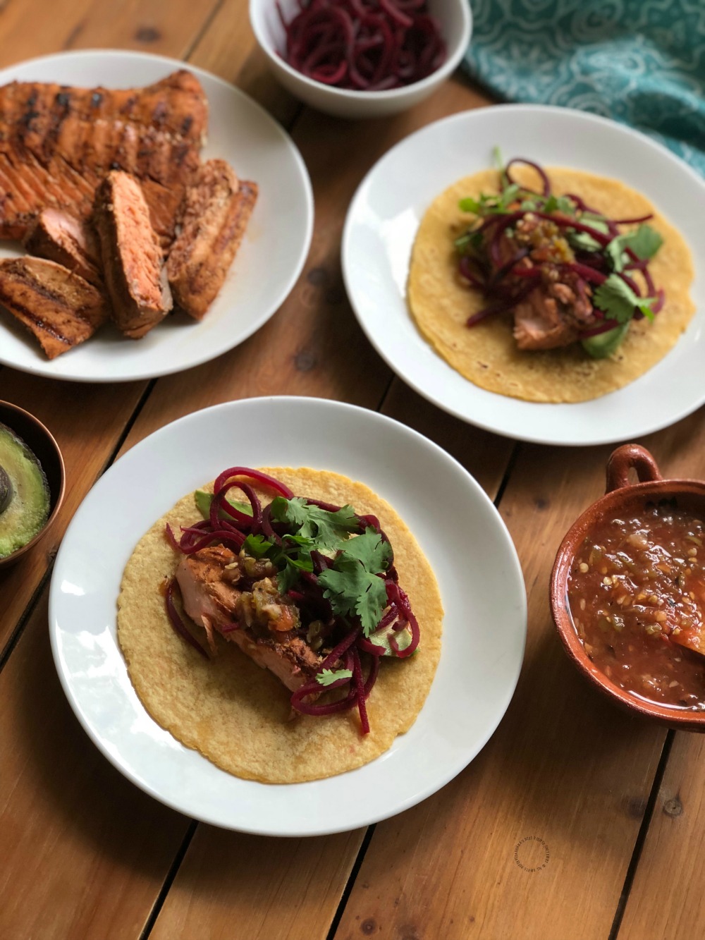 Listos para el festÃ­n de tacos de salmon coho de Alaska