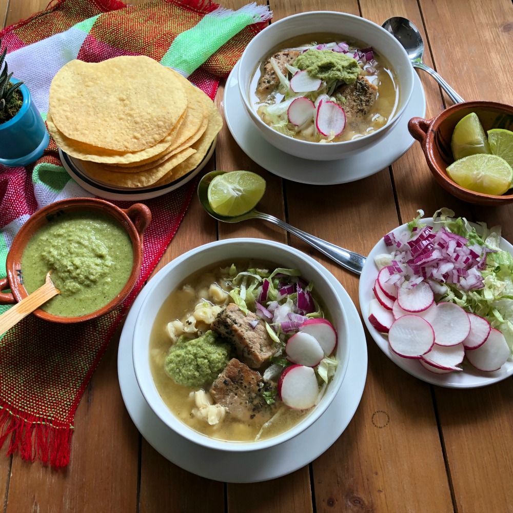 Una auténtica fiesta mexicana incluye en el menú un rico Pozole Verde de Cerdo