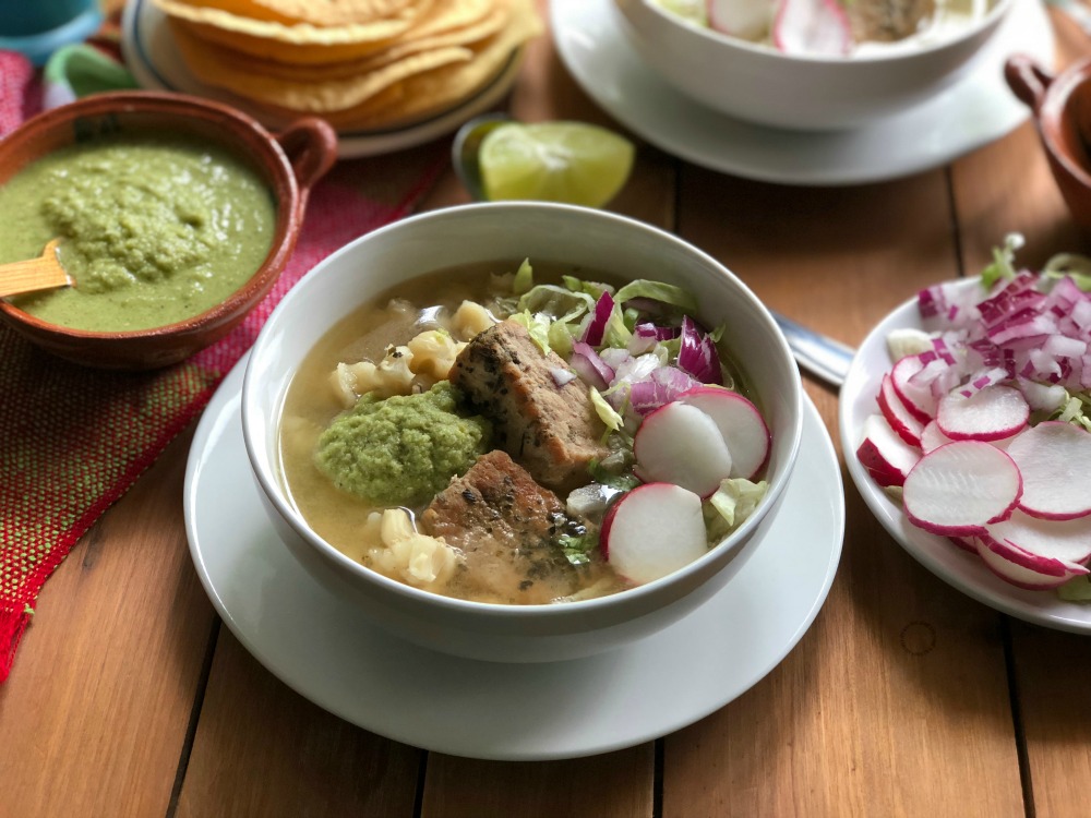 Pozole Verde de Cerdo cocinado en el Instant Pot