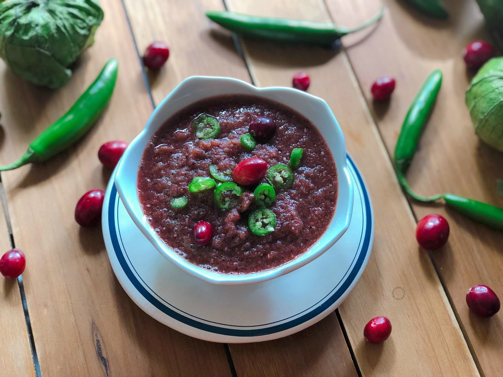 Salsa Picante de Tomatillo y Arándanos