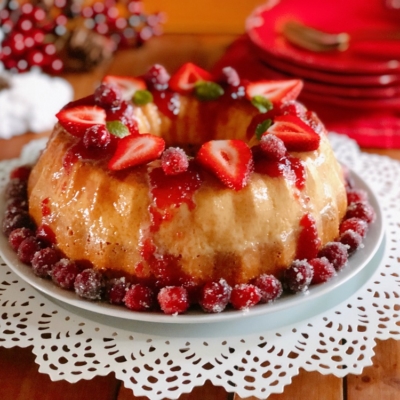 Recipe for the Vanilla Flan Cake with Berry Sauce