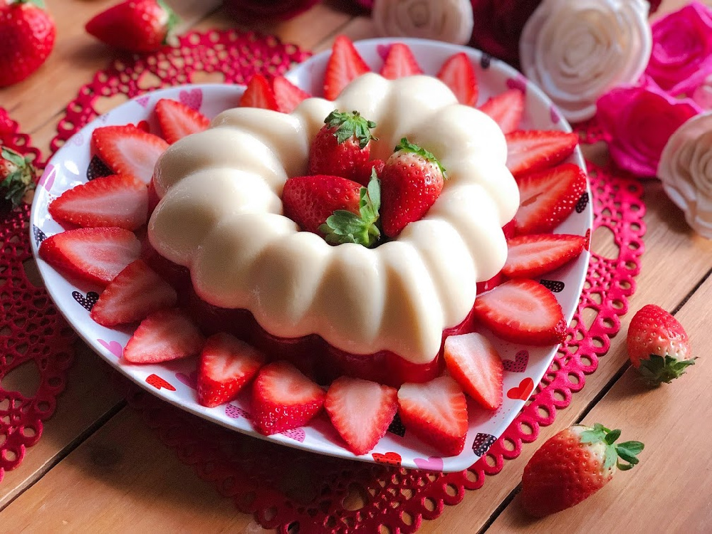 Gelatina de Fresas con Crema