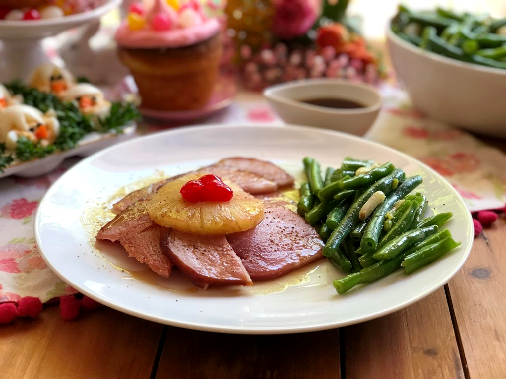 Score a complete Easter menu at Save A Lot and enjoy this honey glazed ham with green beans and more this weekend.