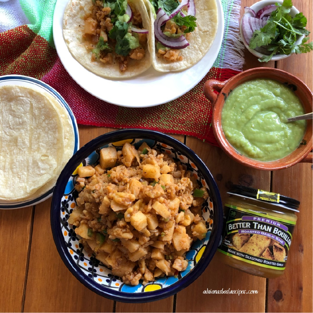 A delightful vegan meal with guacamole