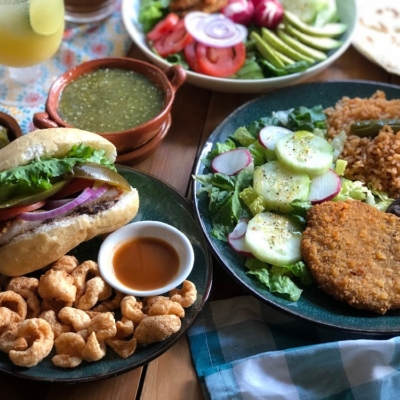 Milanesa de cerdo un platillo mexicano casero sencillo de cocinar y muy versátil.