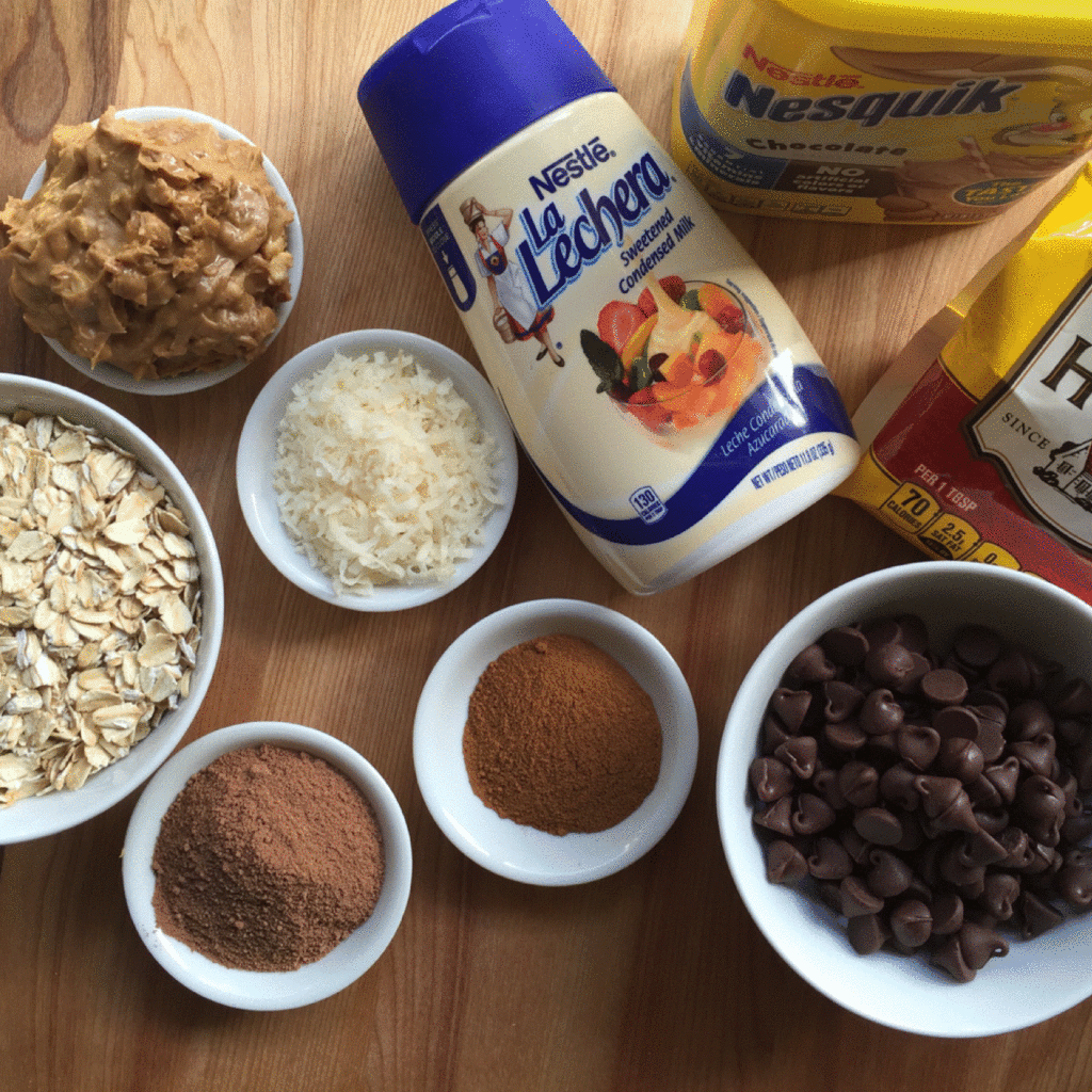 El proceso paso a paso sobre cómo hacer las trufas de chocolate mexicanas incluye mezclar todos los ingredientes comenzando con los ingredientes secos primero