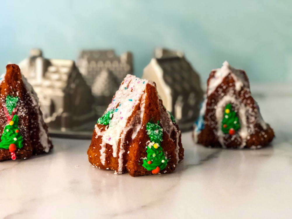 molde para cupcakes con formas de casitas navideñas