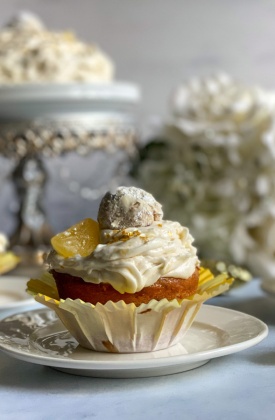 Best Pineapple Pecan Cupcakes